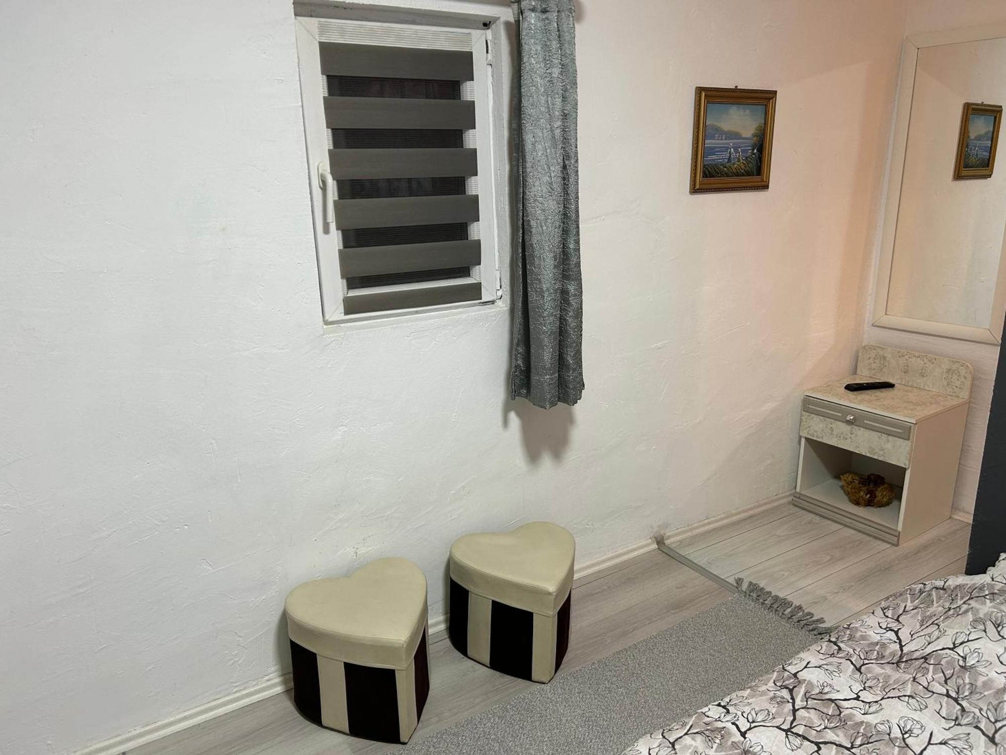 Apartmani & Restoran -S O K O- Sjenica Εξωτερικό φωτογραφία